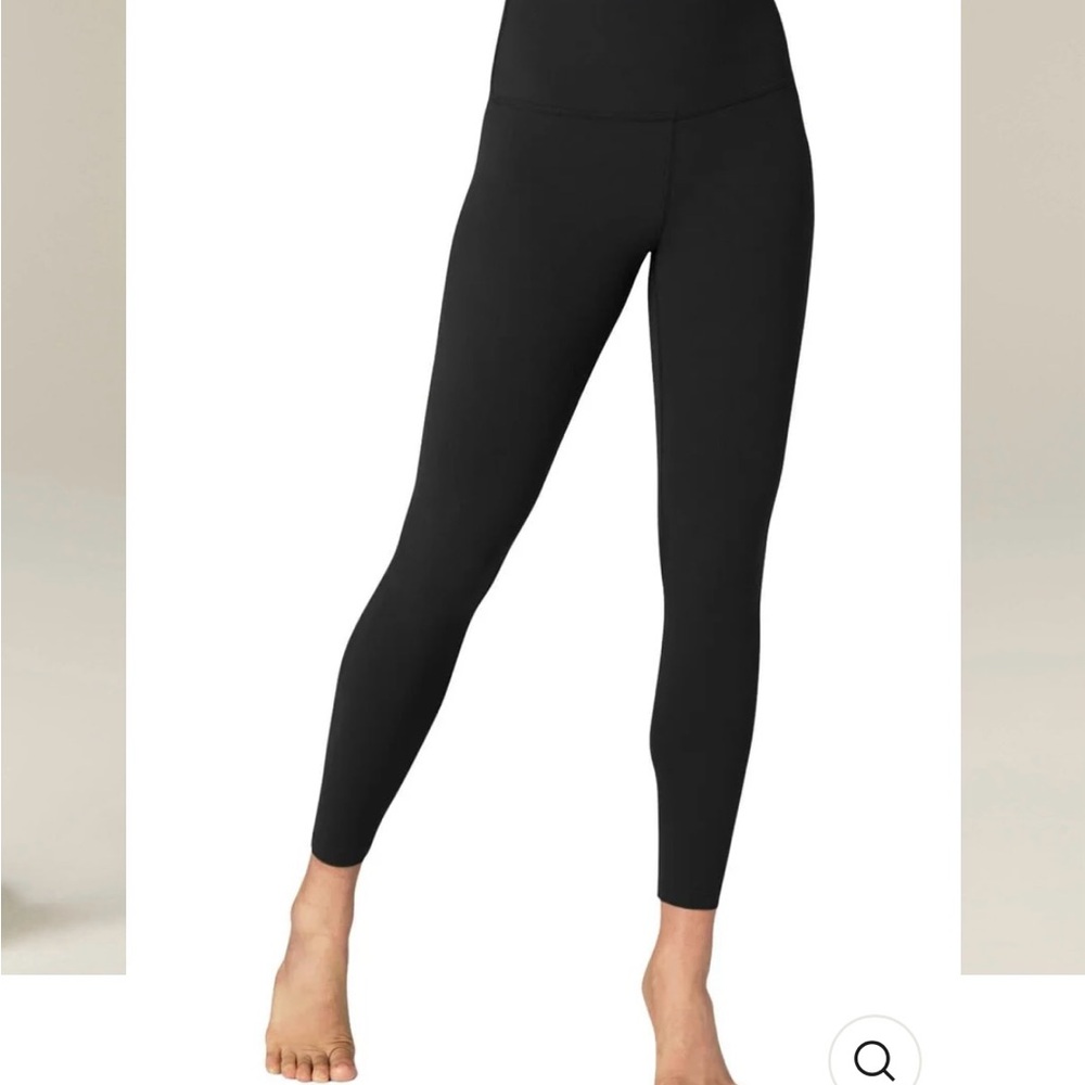 Beyond Yoga Caught in the Midi Black Legging